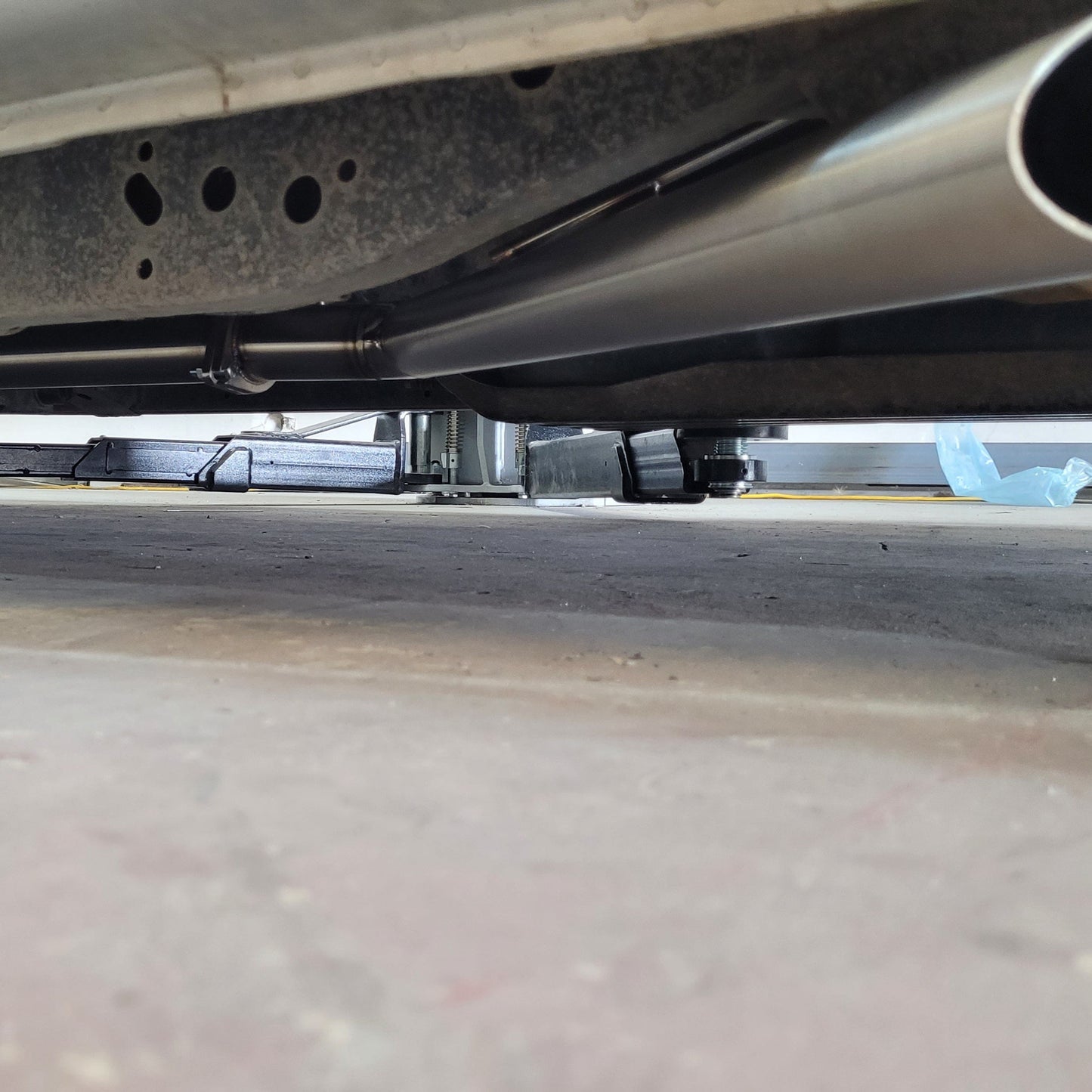 Ford Courier 1998-2006 2.5" Side Exit
